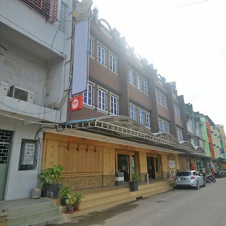 Nida Rooms Nagoya Business Center Batam Екстер'єр фото